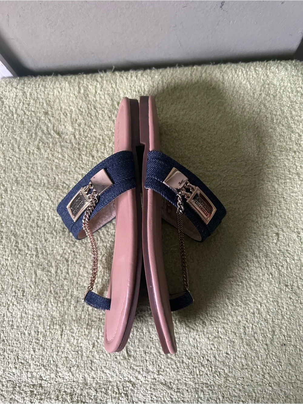 Guess once sandals